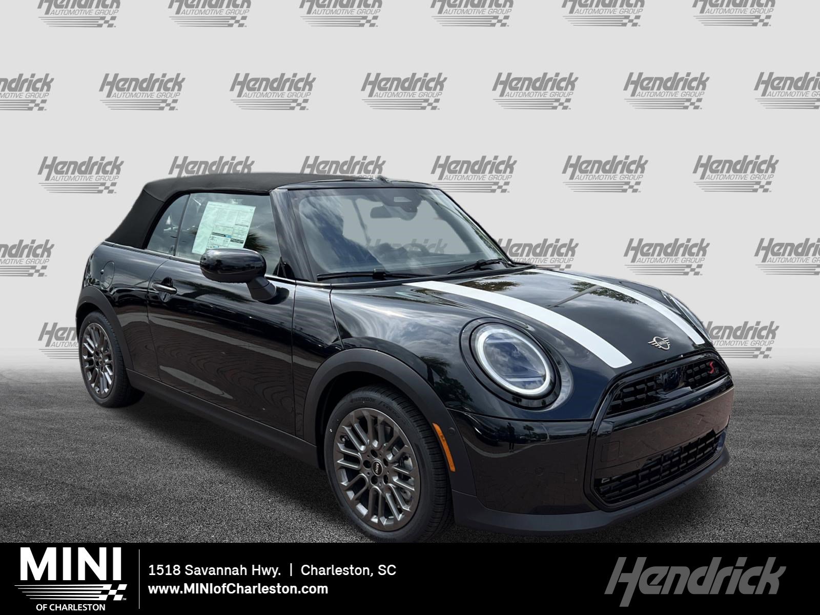 2026 MINI Convertible Cooper S Signature's photo