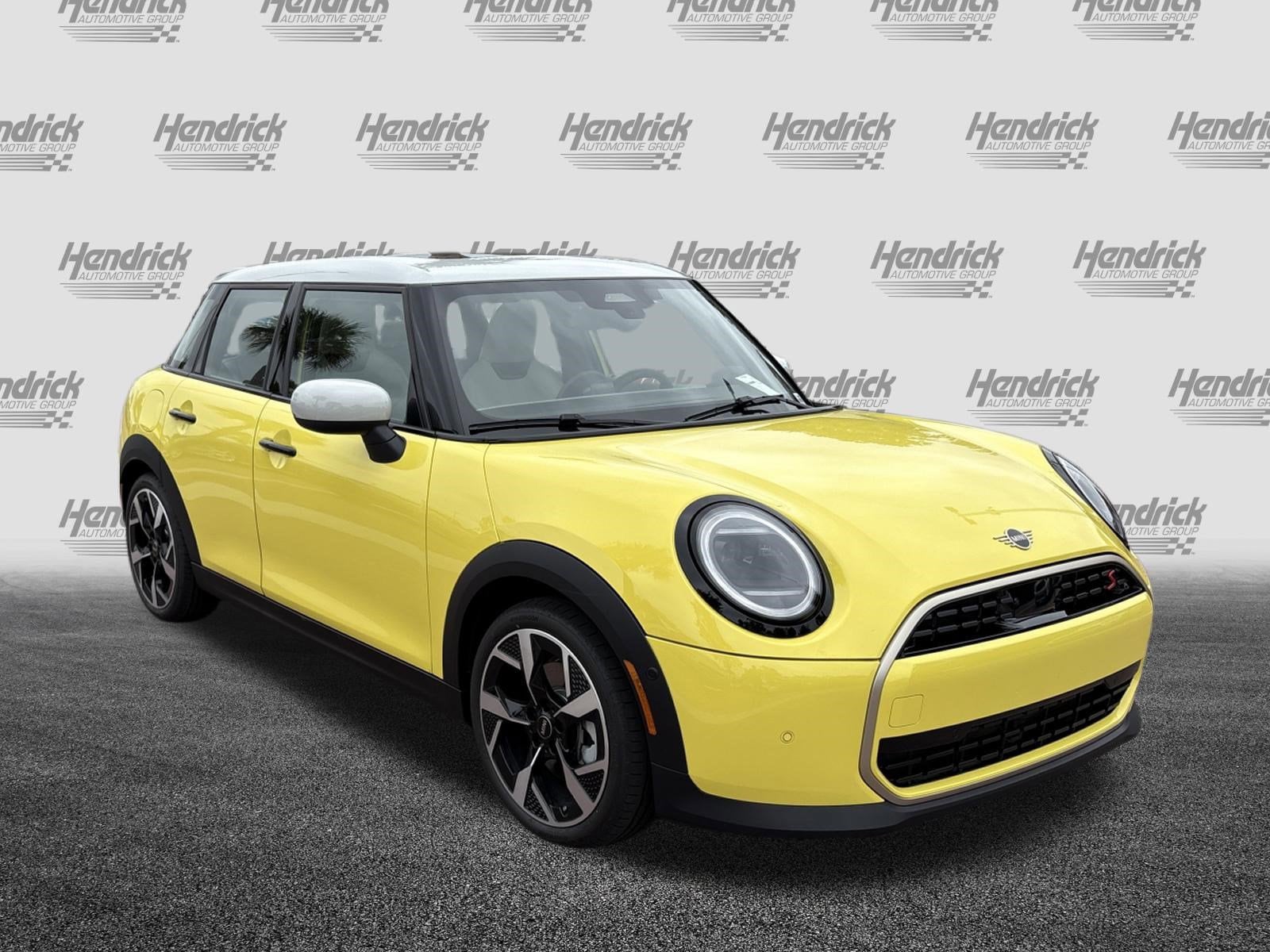 2026 MINI Hardtop 4 Door Cooper S photo 2