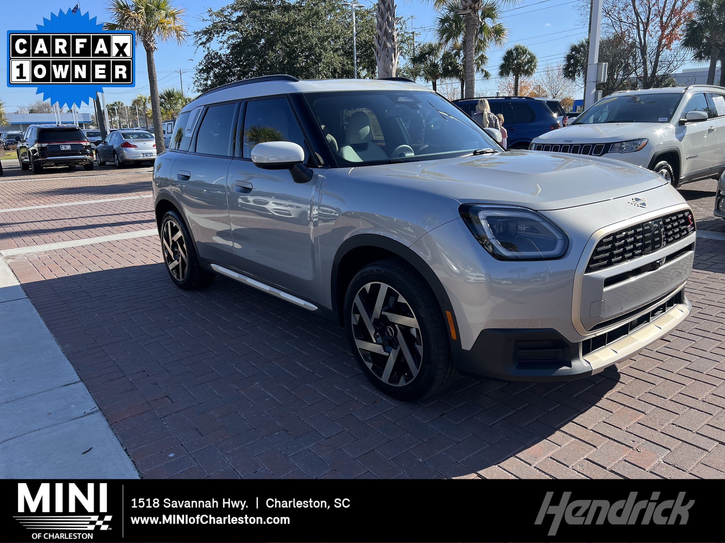 2025 MINI Countryman S's photo