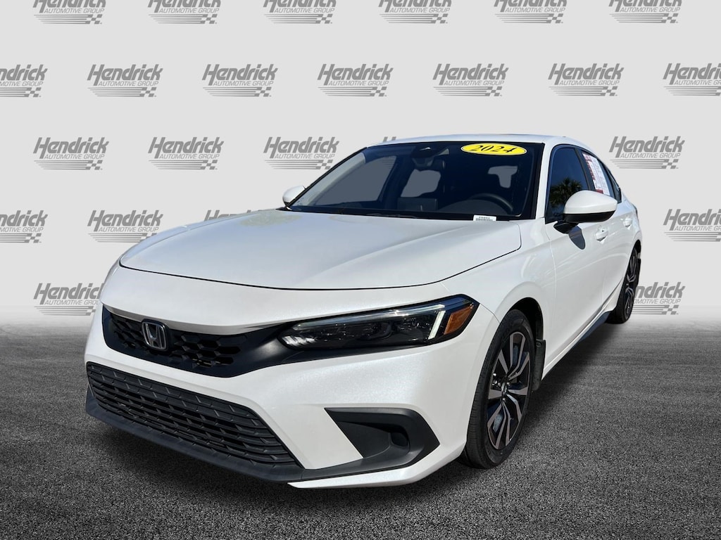 Used 2024 Honda Civic EX-L Hatchback