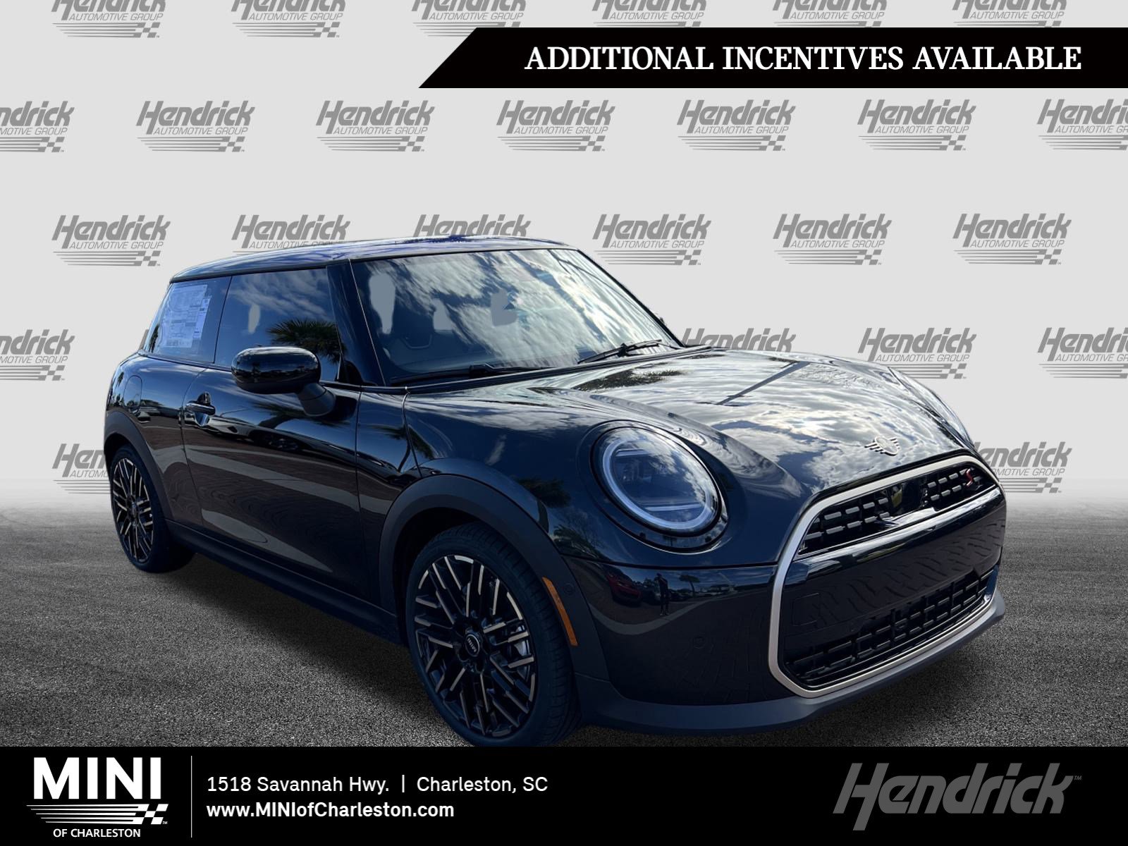 2026 MINI Hardtop Cooper S Signature's photo