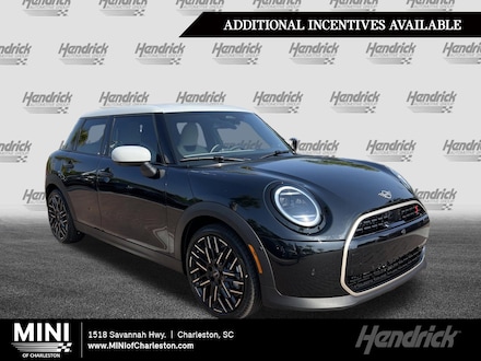 2026 MINI 4 Door Iconic Hatchback