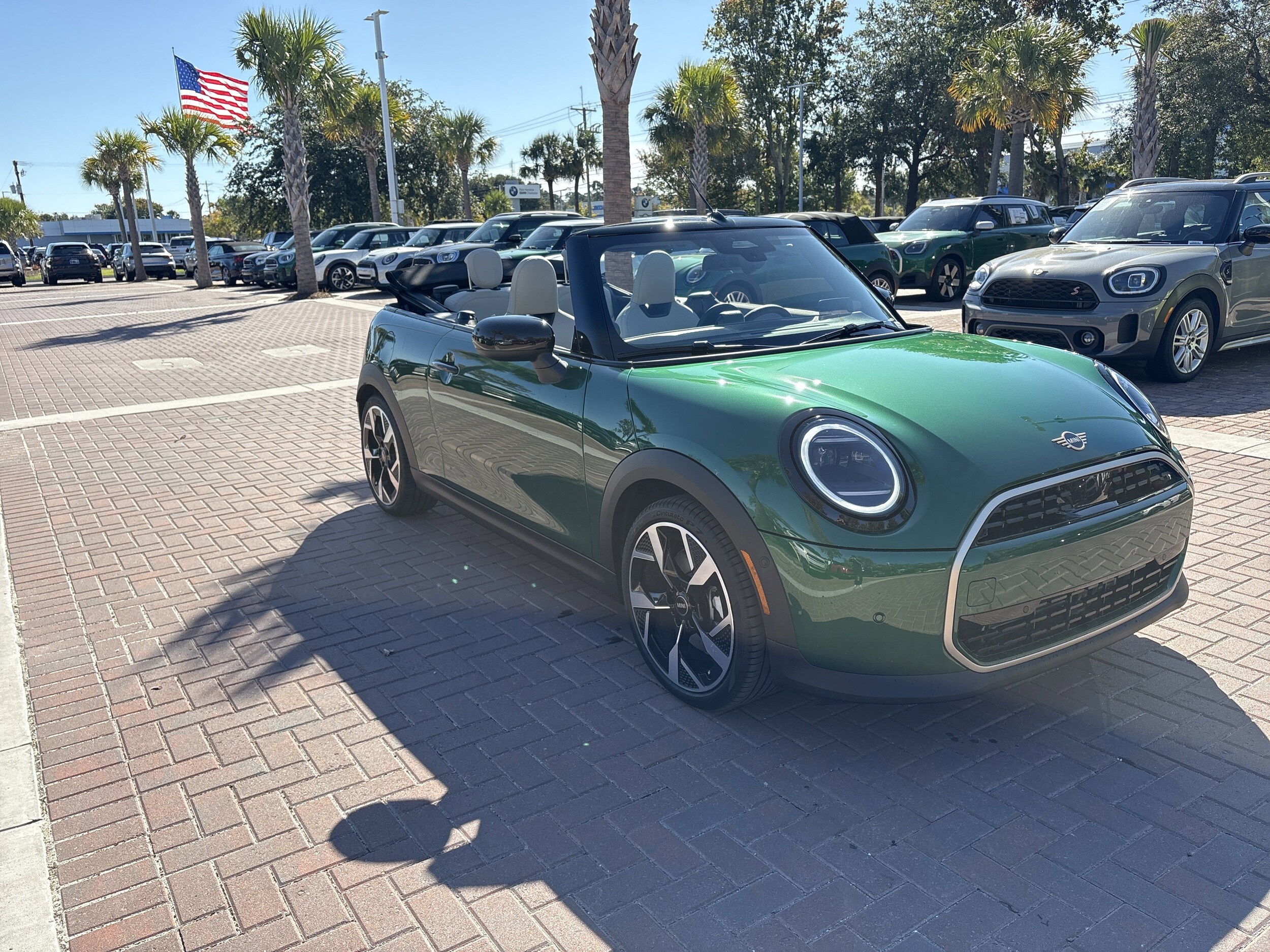 2026 Mini Cooper Signature photo 2