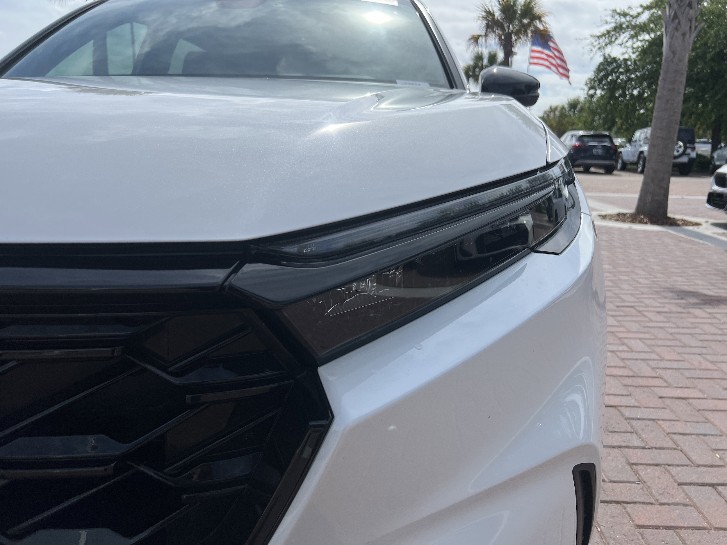 2025 Honda CR-V Hybrid Sport photo 4