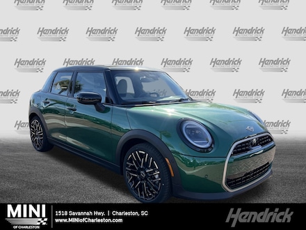 2026 MINI 4 Door Signature Plus Hatchback