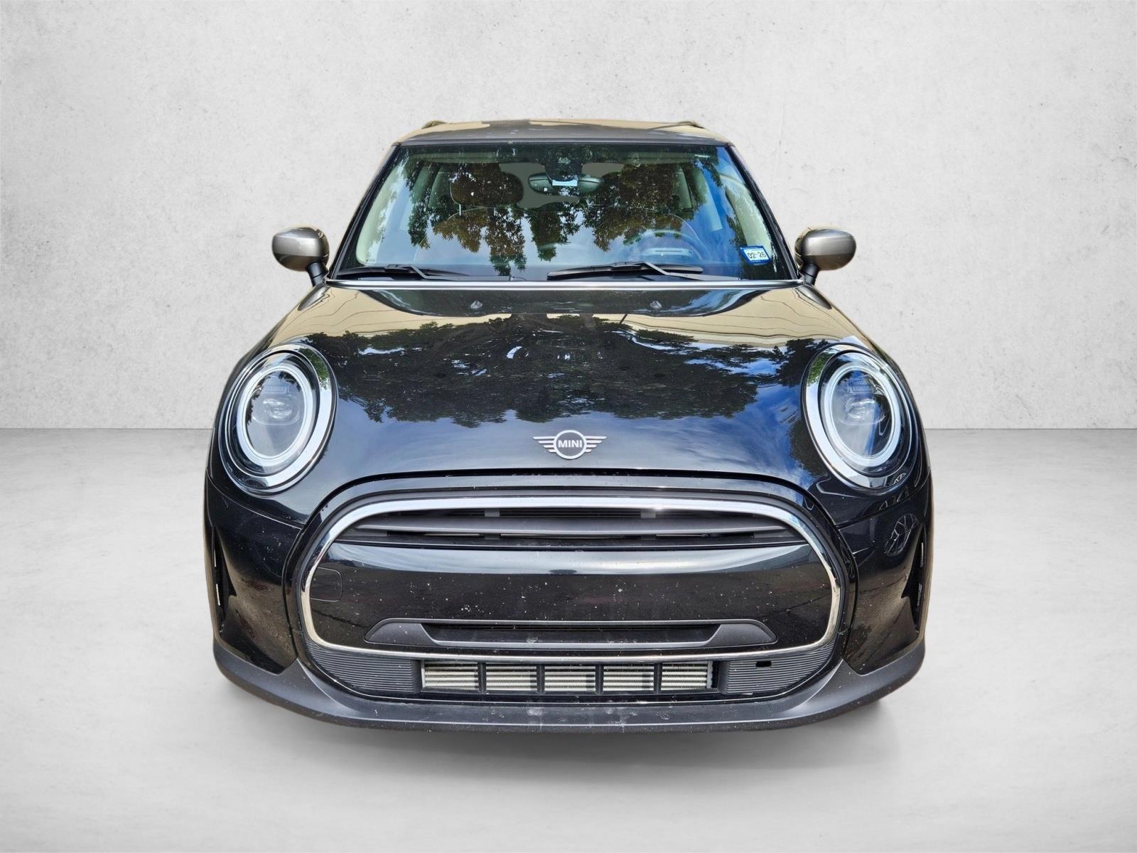 2024 Mini Cooper 2 Door Hardtop photo 2