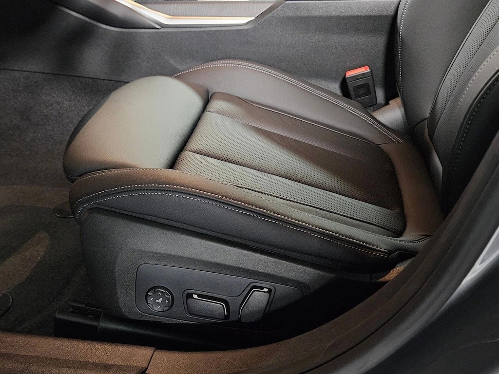 Used 2025 BMW 3 Series 330i 4dr Car