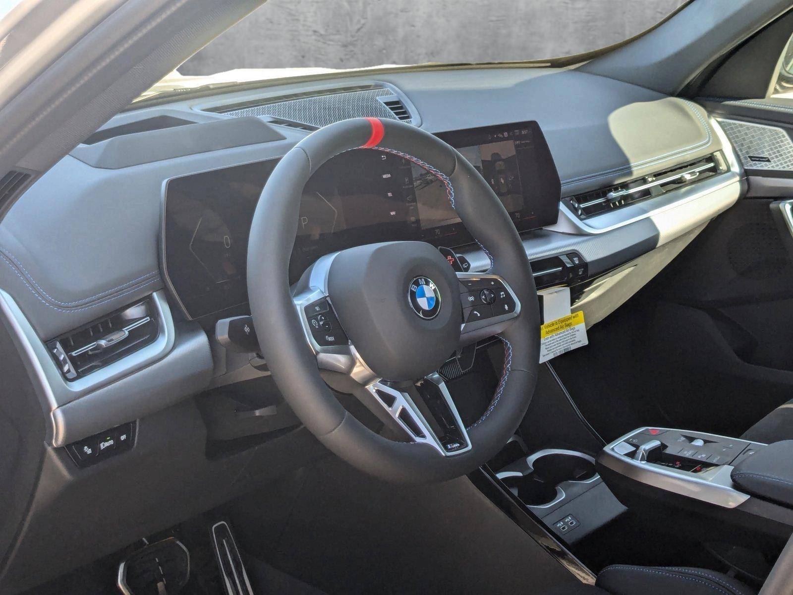 2024 Bmw X1 M35i photo 3