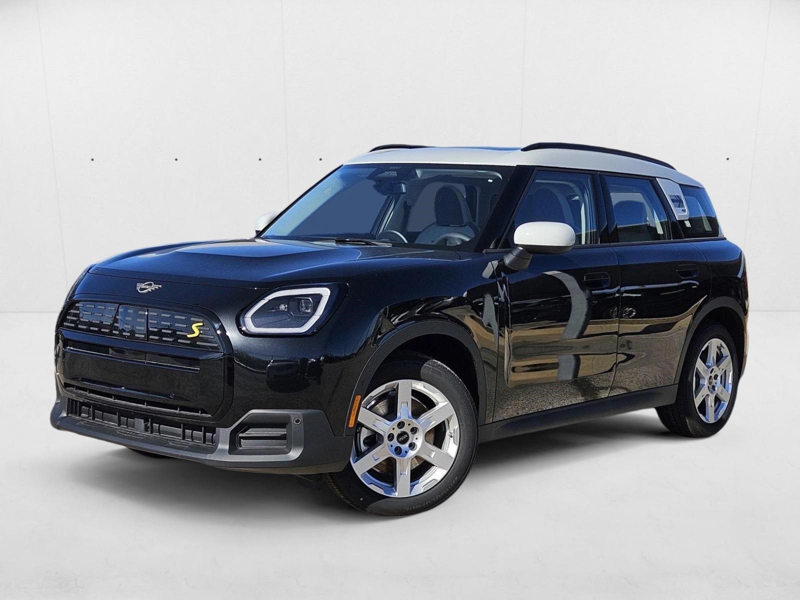 2025 MINI Countryman SE's photo