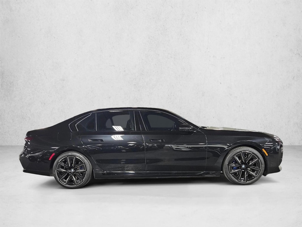 Used 2023 BMW i7 xDrive60 4dr Car