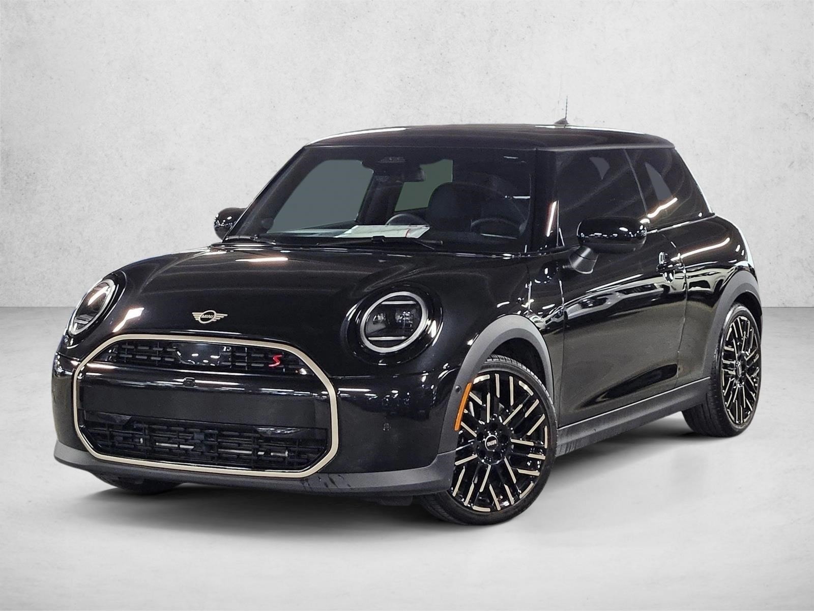 2025 MINI Hardtop Cooper S's photo