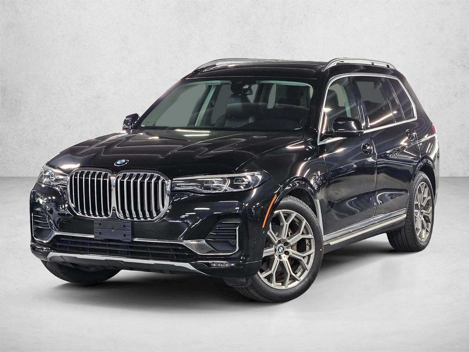 2021 BMW X7 40i's photo