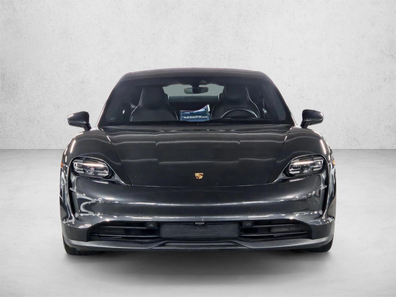 2022 Porsche Taycan photo 2