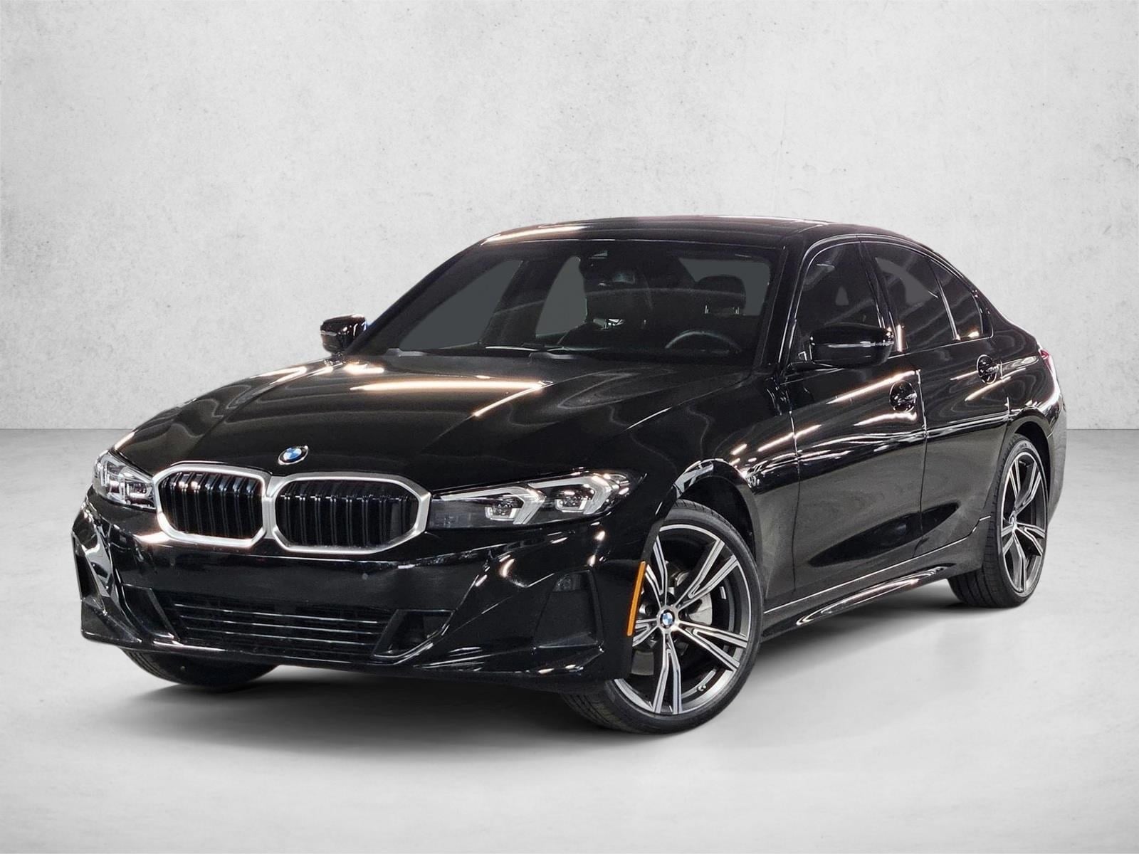 2023 BMW 3 Series 330i xDrive Sedan's photo