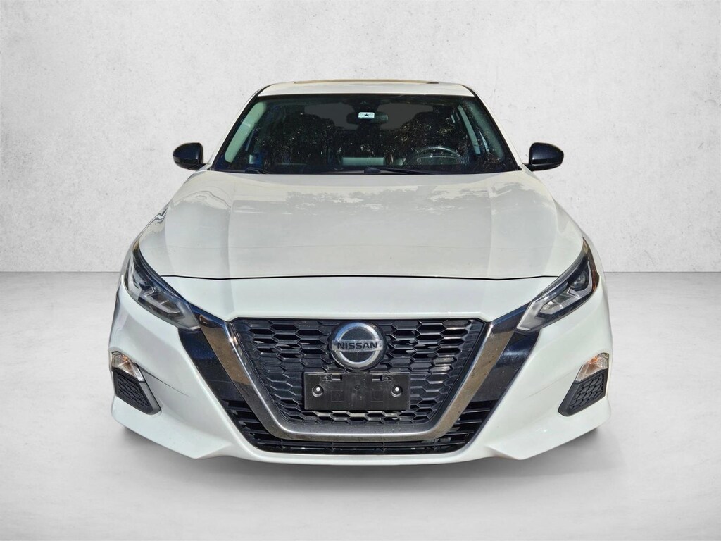 Used 2020 Nissan Altima 2.5 SR 4dr Car