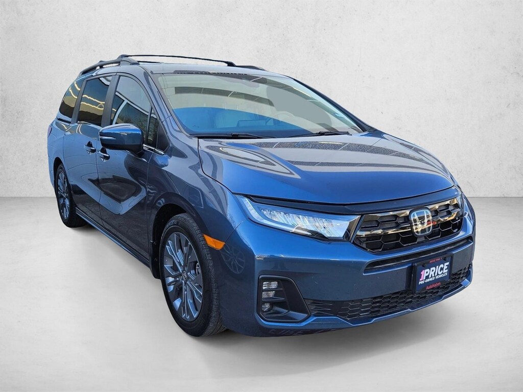 Used 2025 Honda Odyssey Touring Mini-van Passenger