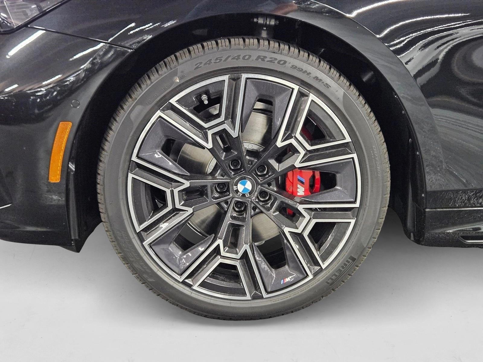 2026 BMW 5 Series 530i - Photo 9