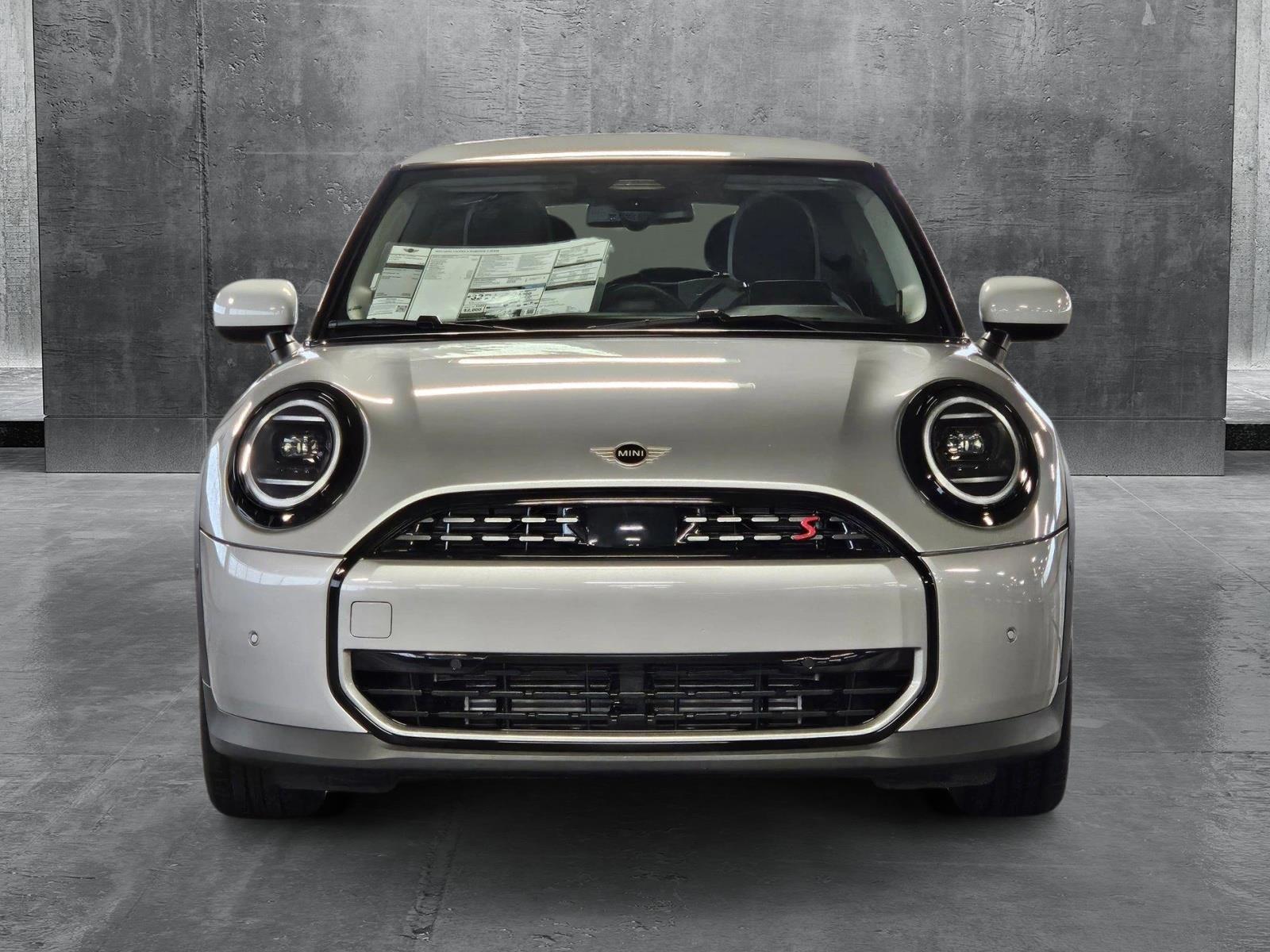 2025 Mini Cooper 2 Door Hardtop S photo 2