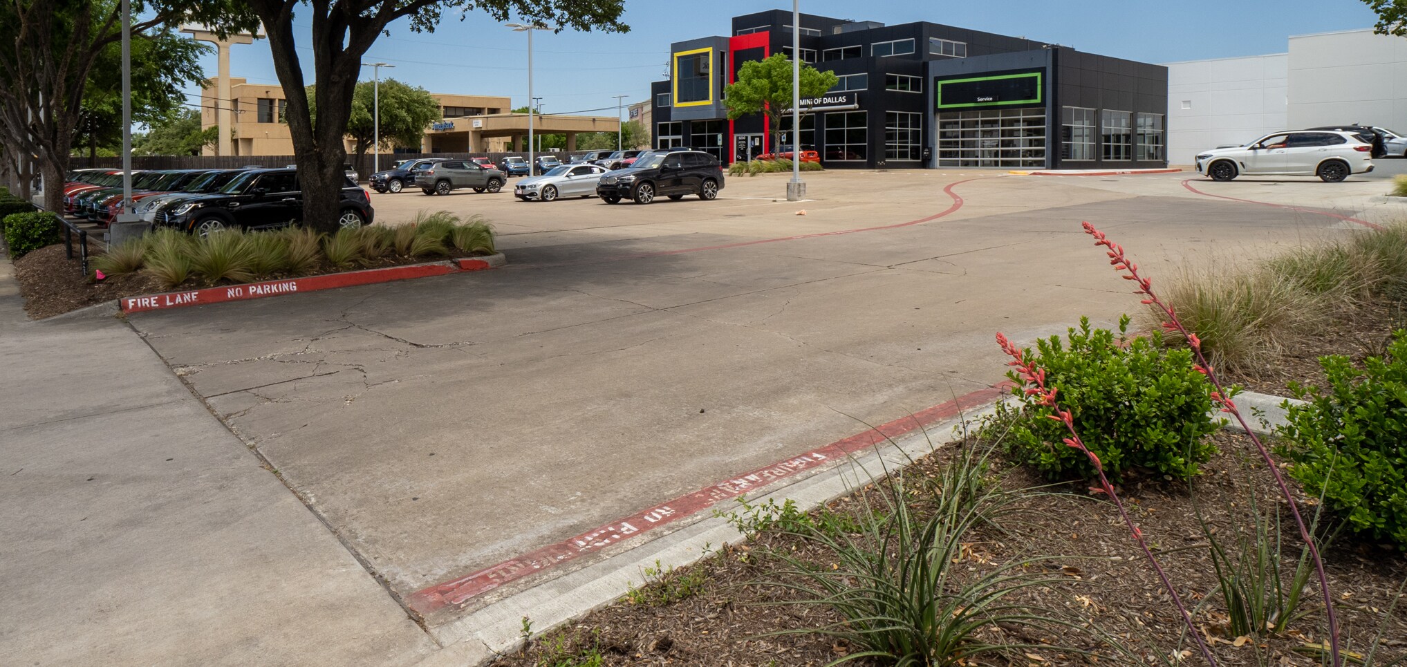 Hours & Directions MINI of Dallas