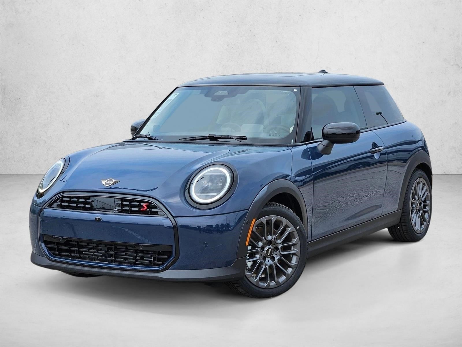 2026 MINI Hardtop Cooper S's photo