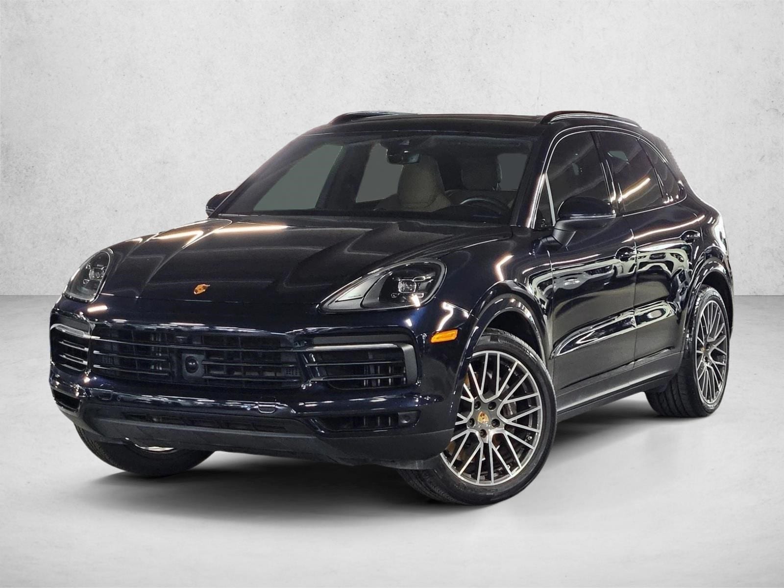 2023 Porsche Cayenne Platinum Edition's photo