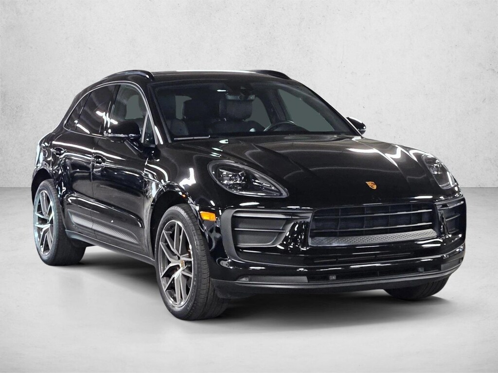Used 2022 Porsche Macan  Sport Utility