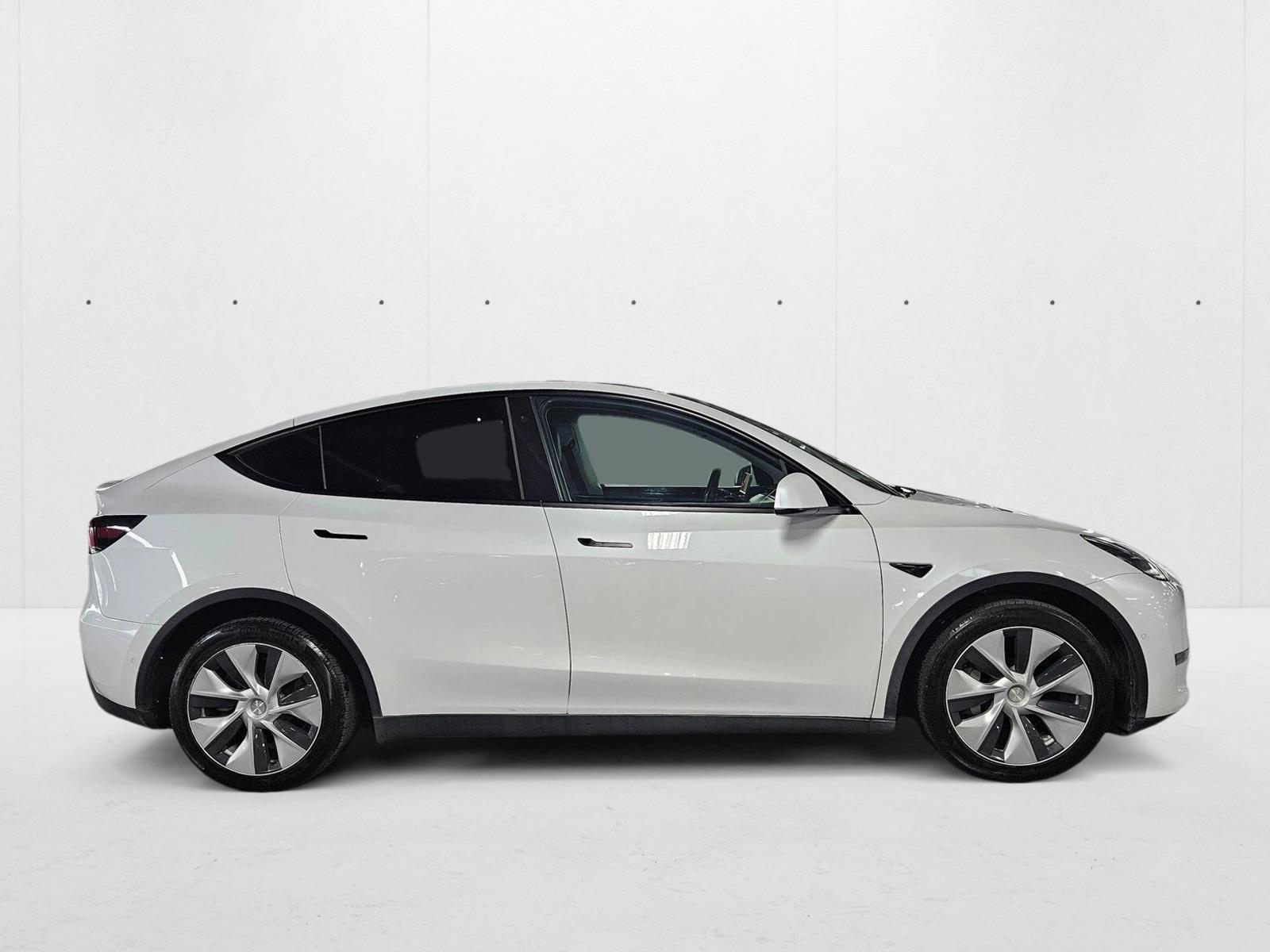 2021 Tesla Model Y Long Range photo 4