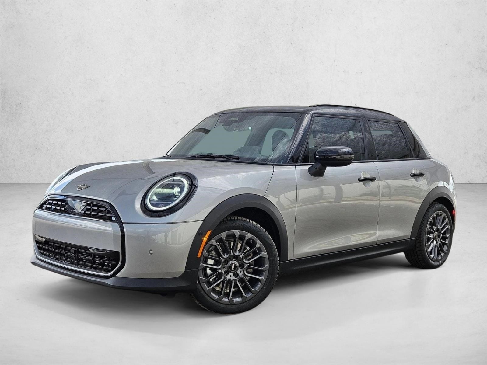 2026 MINI Hardtop's photo