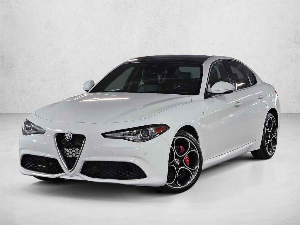 Used 2022 Alfa Romeo Giulia Ti 4dr Car