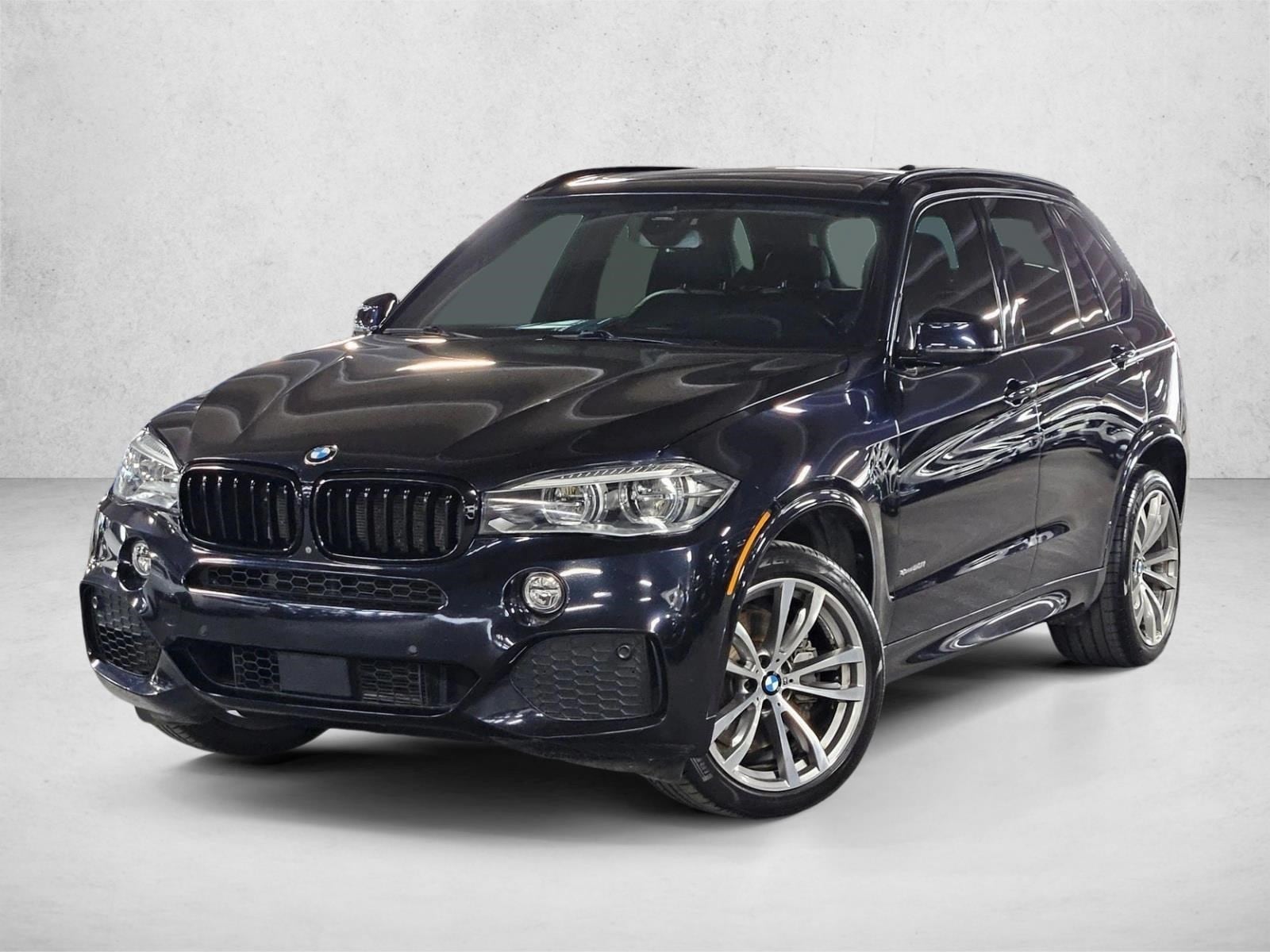 2016 BMW X5 xDrive50i's photo