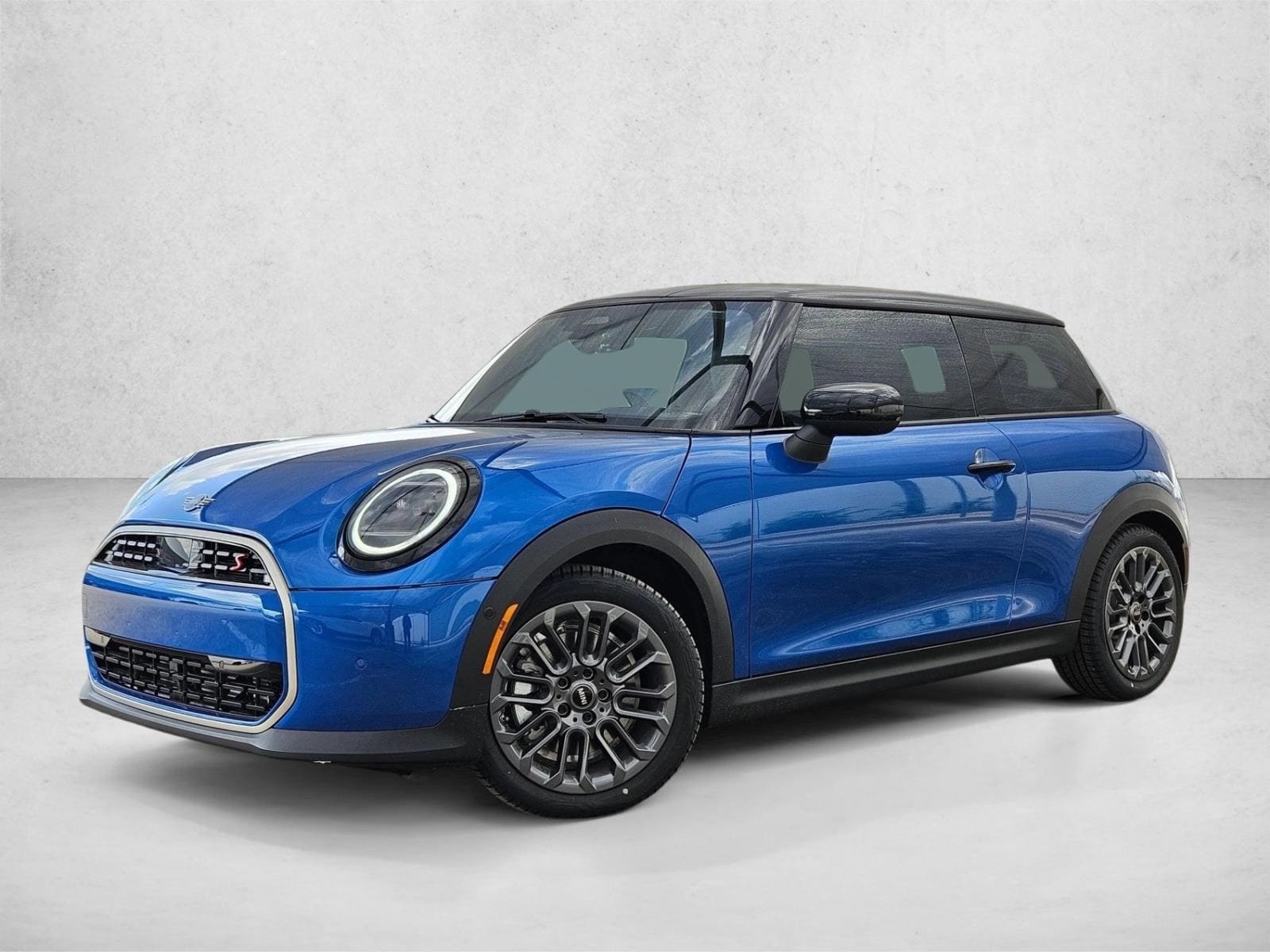 2026 MINI Hardtop Cooper S Signature's photo