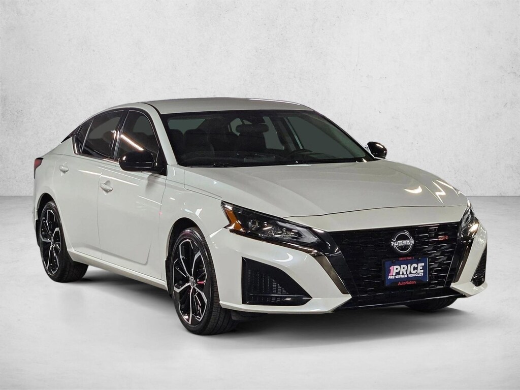Used 2025 Nissan Altima SR 4dr Car