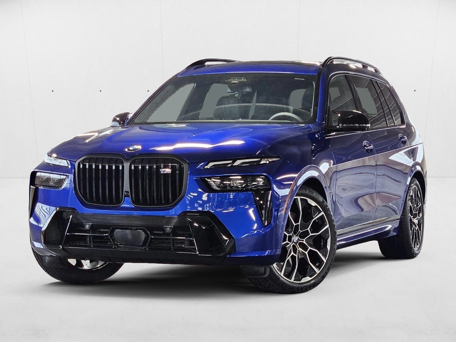 2025 BMW X7 M60i's photo