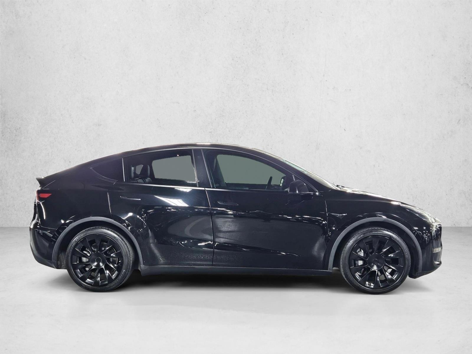 2021 Tesla Model Y Long Range photo 4