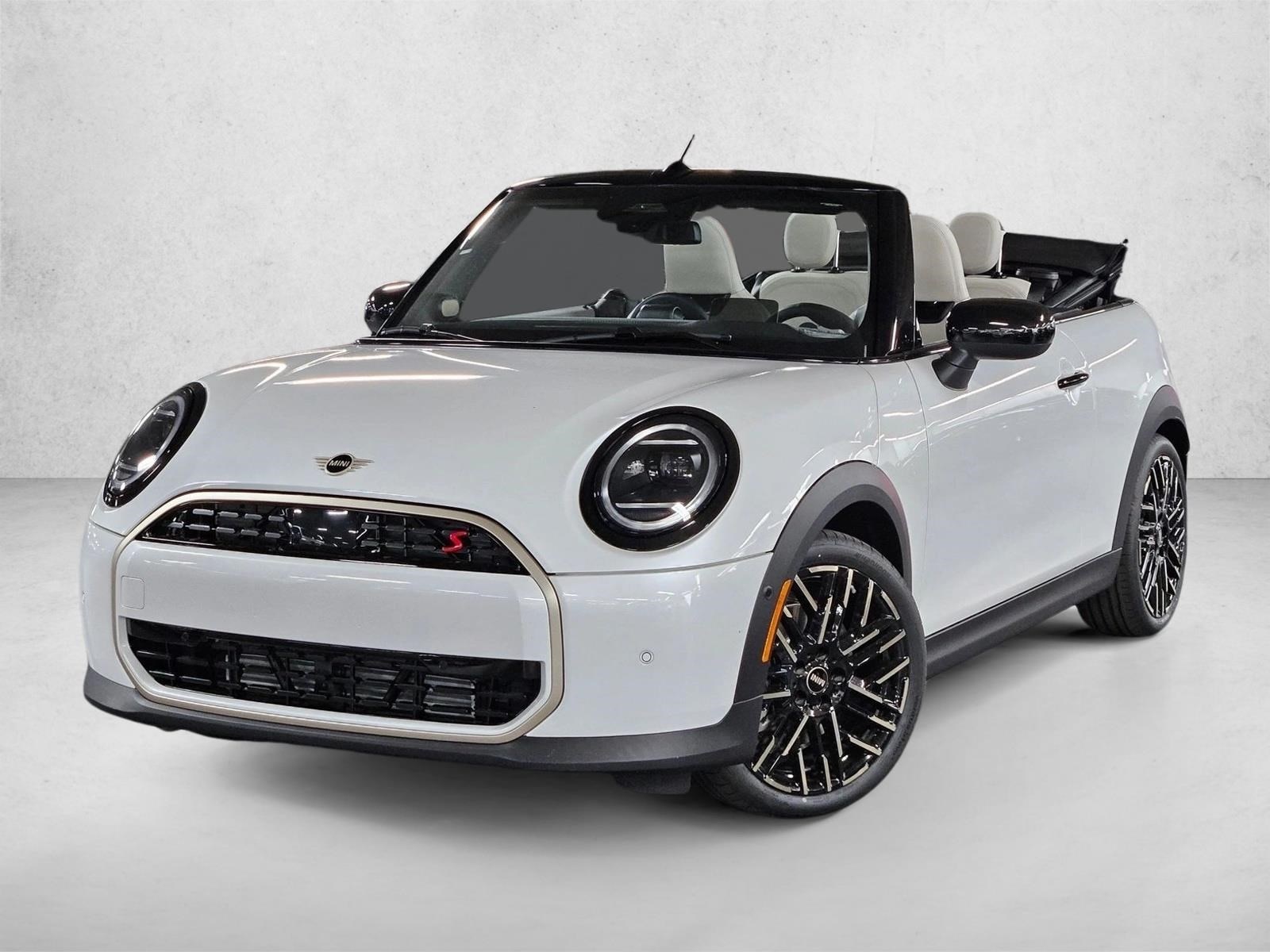 2026 MINI Convertible Cooper S Signature's photo