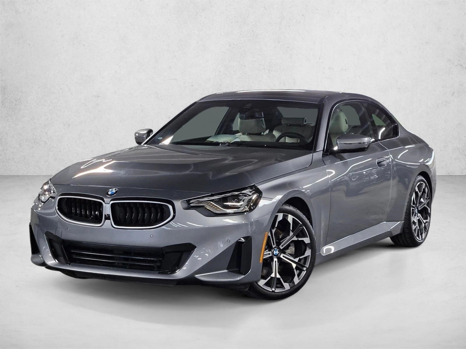 2025 BMW 2 Series 230i Coupe's photo