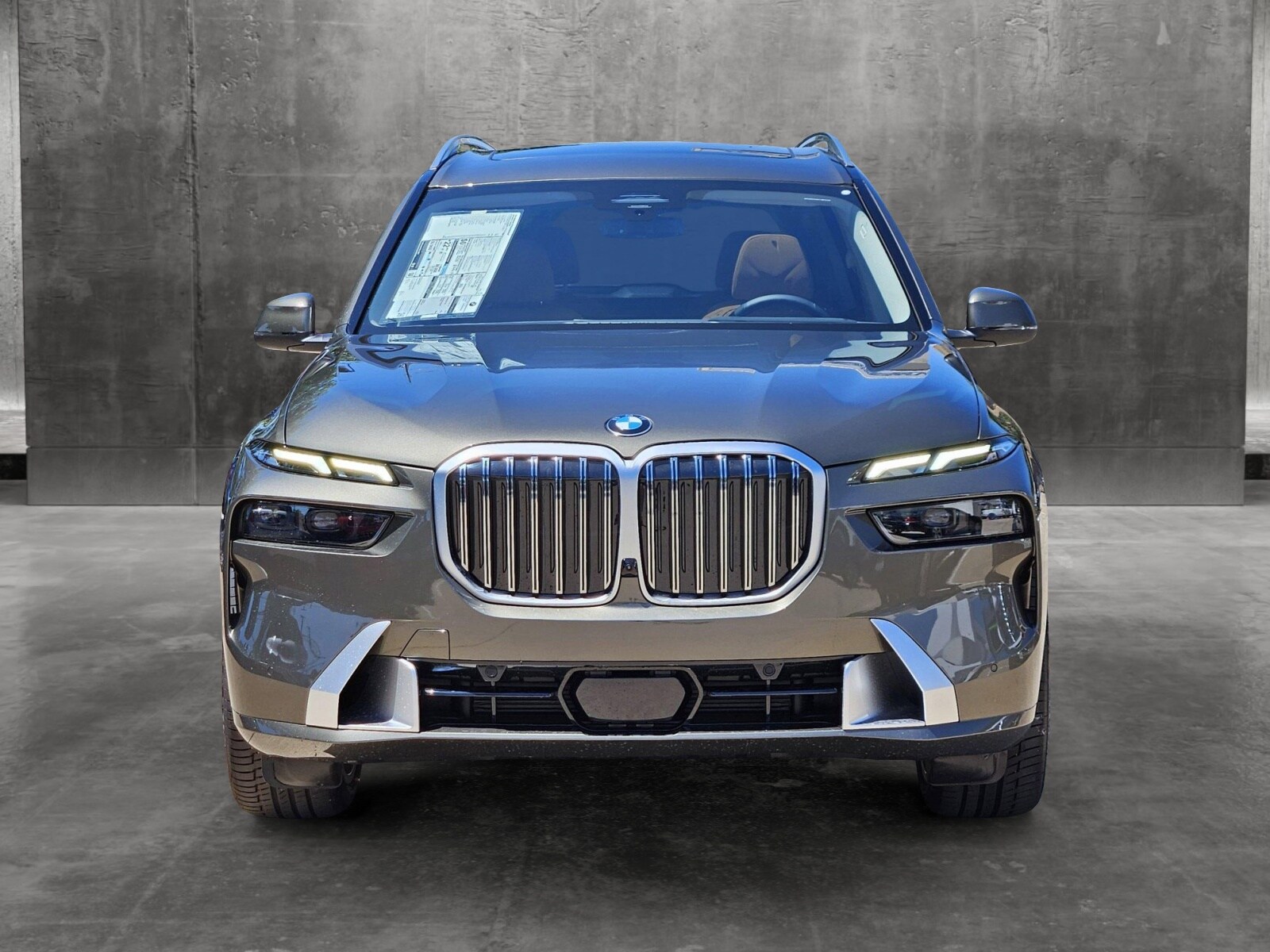 Used 2024 BMW X7 40i with VIN 5UX23EM0XR9W04959 for sale in Dallas, TX