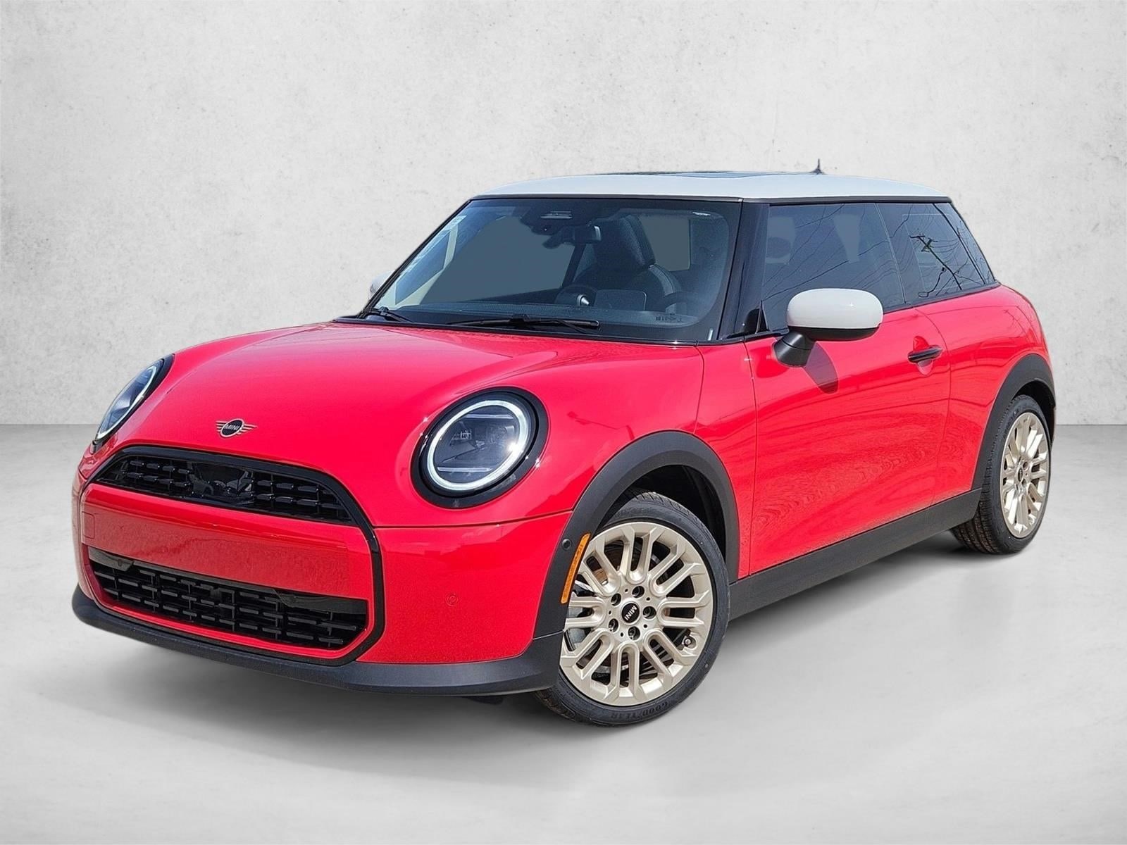 2026 MINI Hardtop's photo