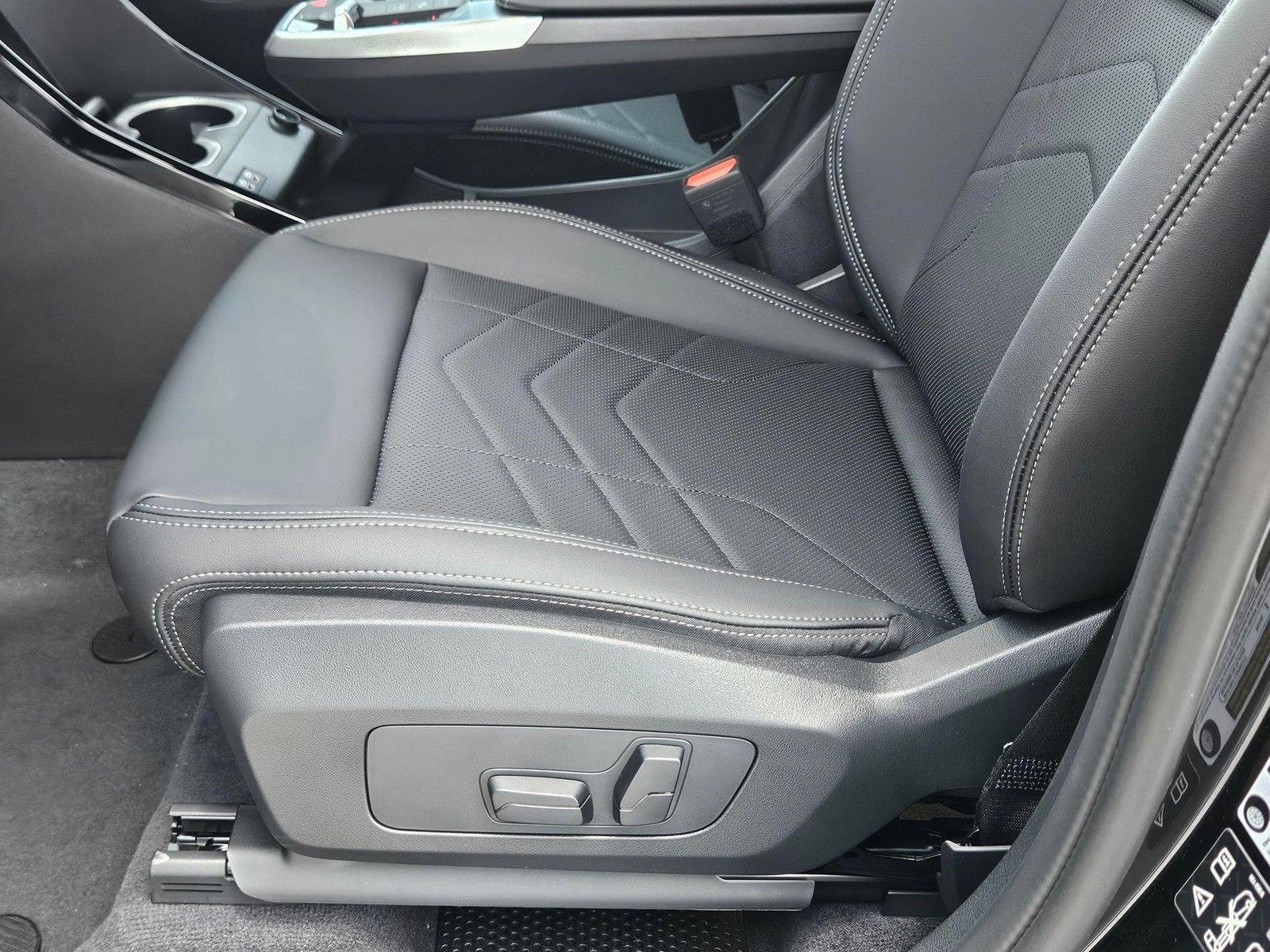 2025 Bmw X1 XDrive28i photo 4