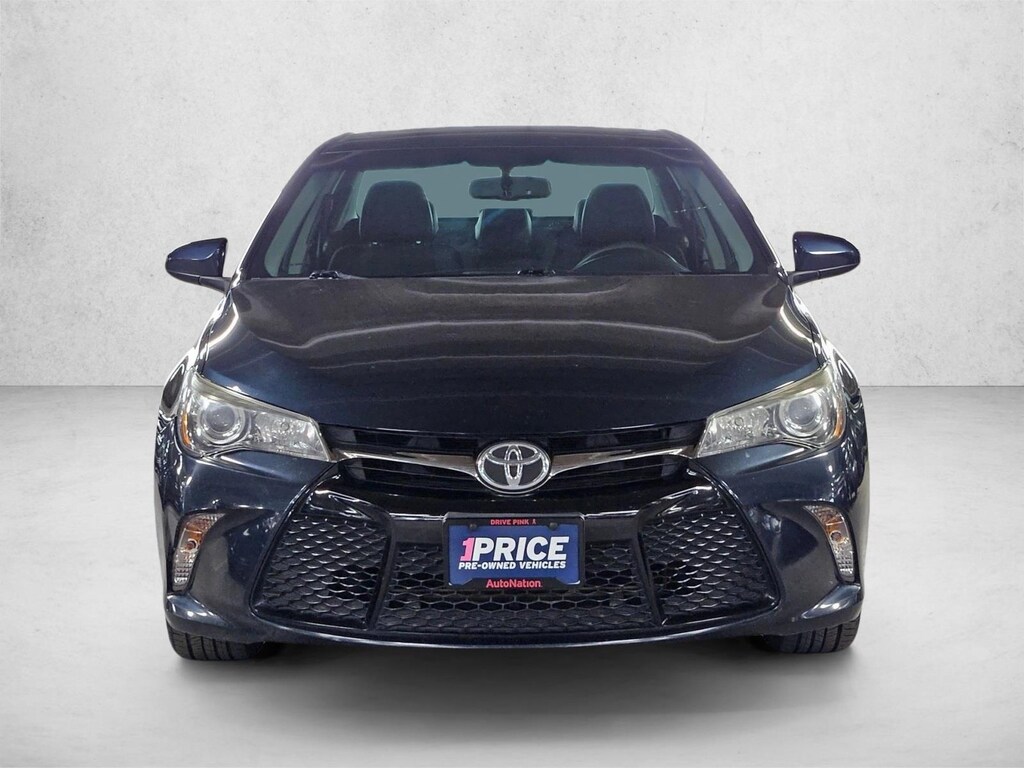 Used 2017 Toyota Camry SE 4dr Car