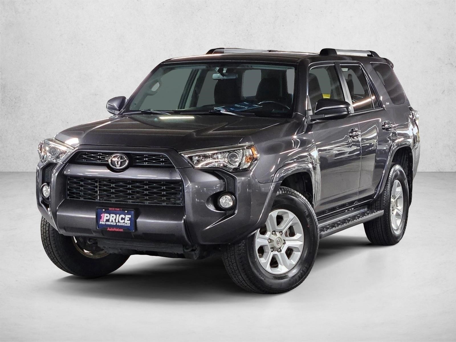 2019 Toyota 4Runner SR5's photo