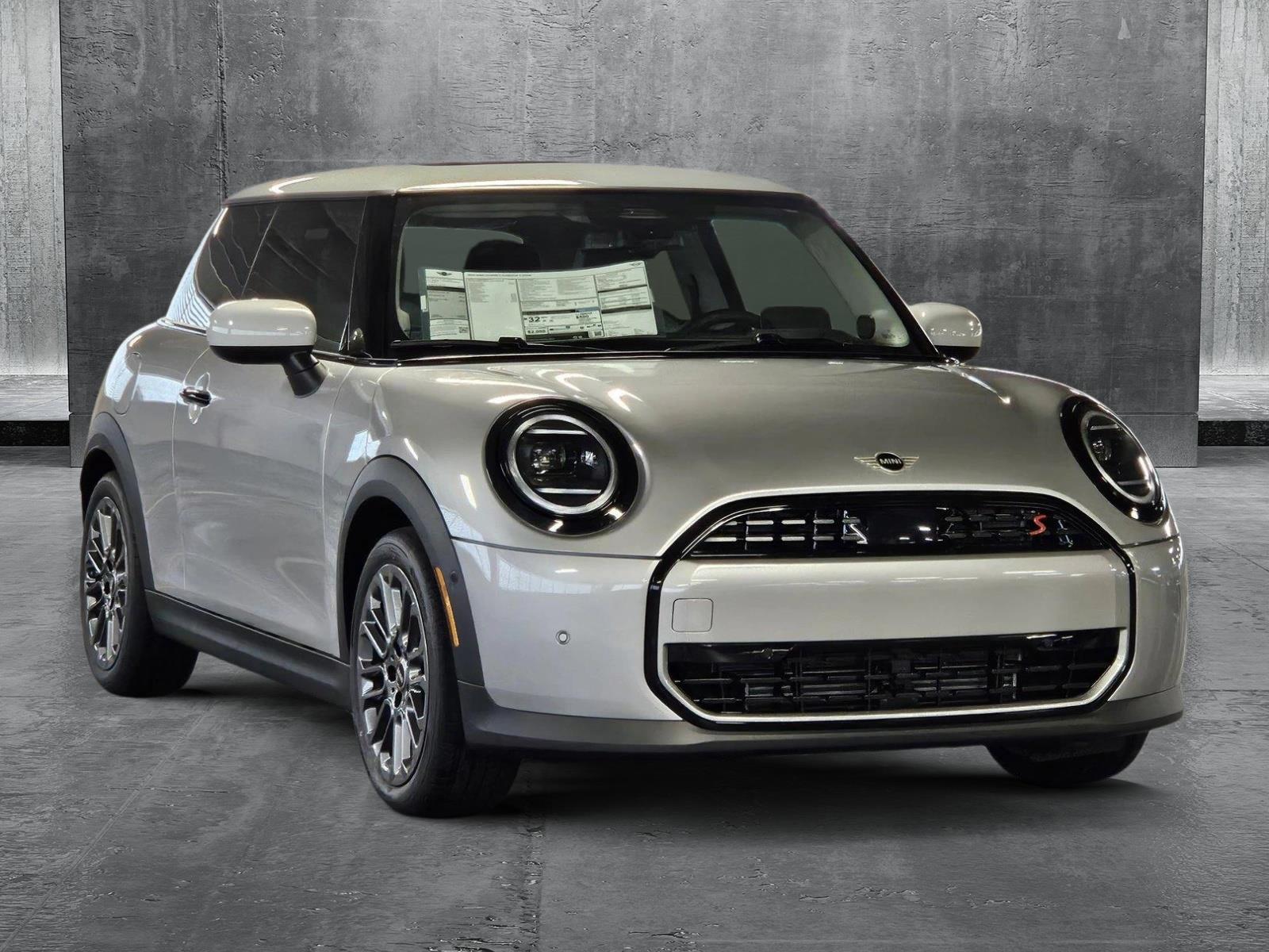 2025 Mini Cooper 2 Door Hardtop S photo 3