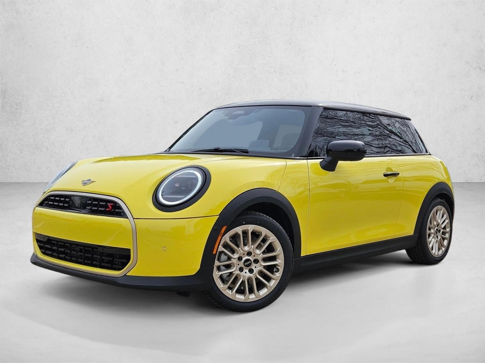 2026 MINI Hardtop Cooper S Signature's photo