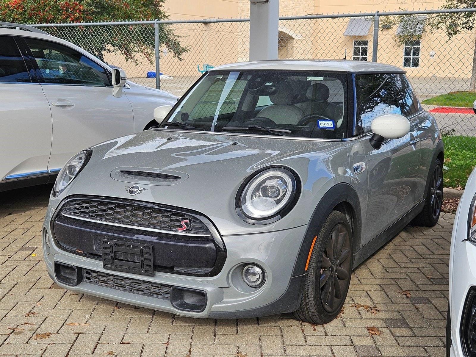 2020 MINI Hardtop S's photo