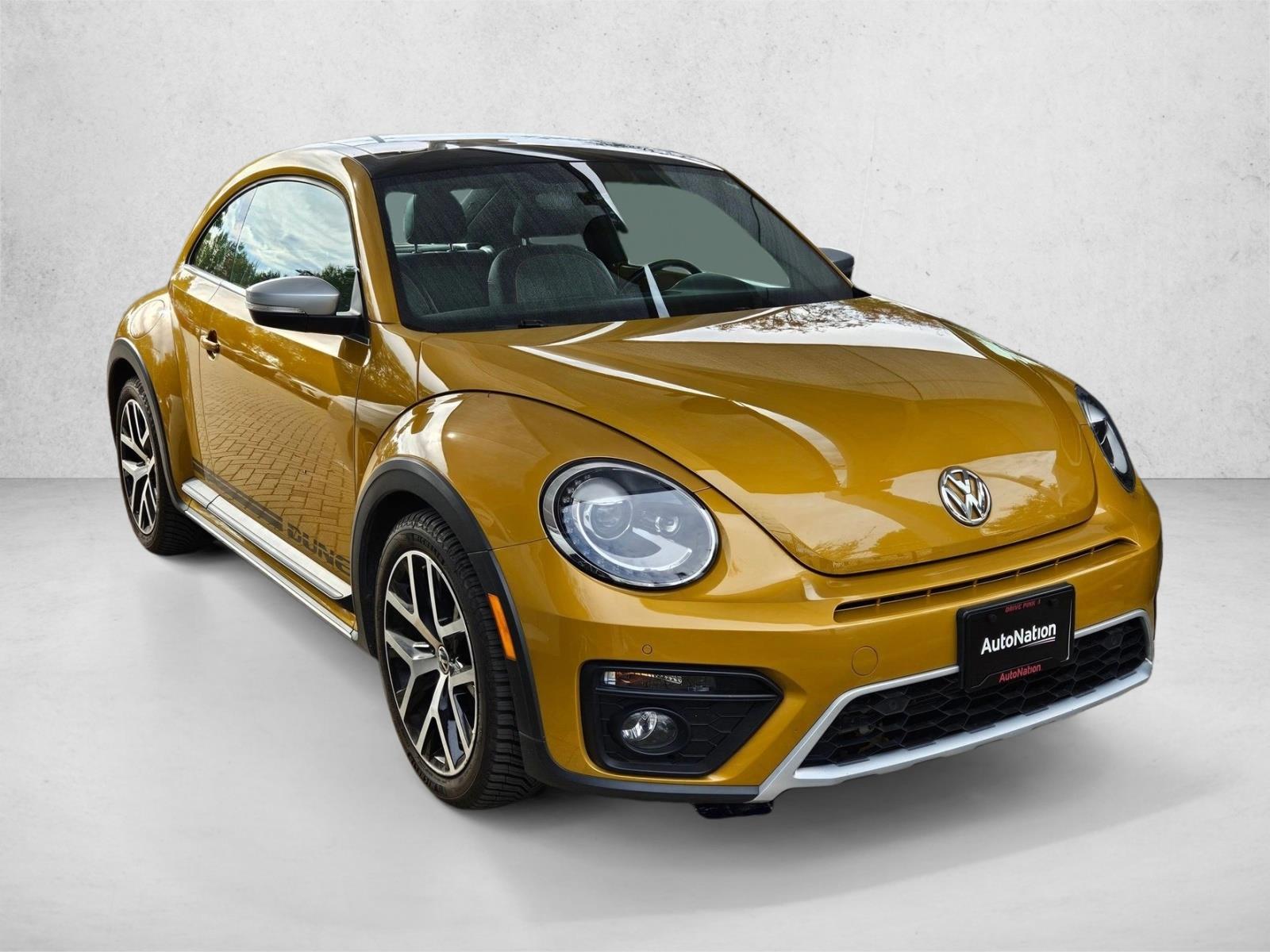 2017 Volkswagen Beetle 1.8T Dune photo 3