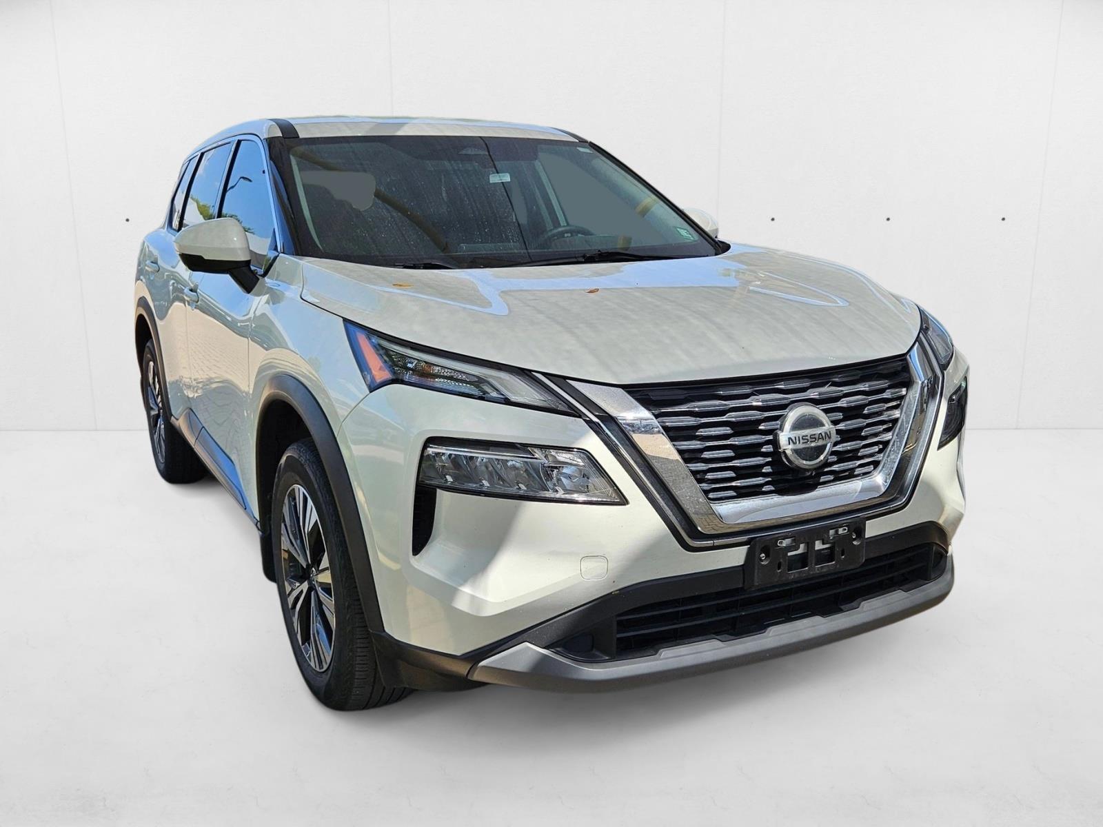2021 Nissan Rogue SV photo 3