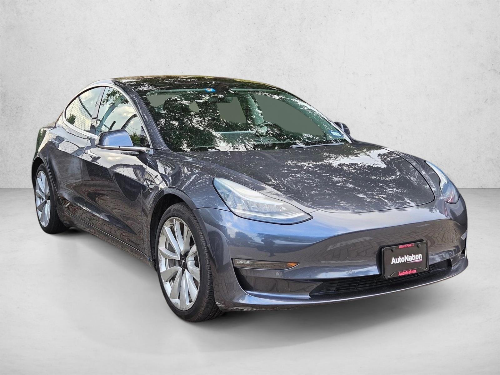 2019 Tesla Model 3 Performance photo 3