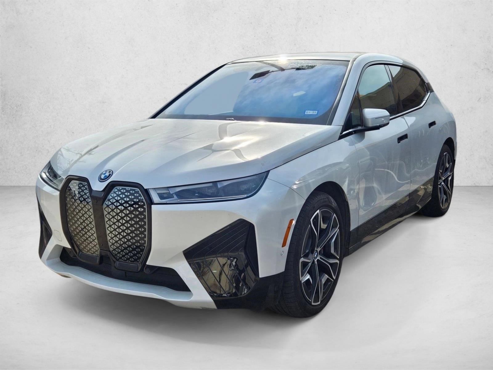 2023 BMW iX Base's photo