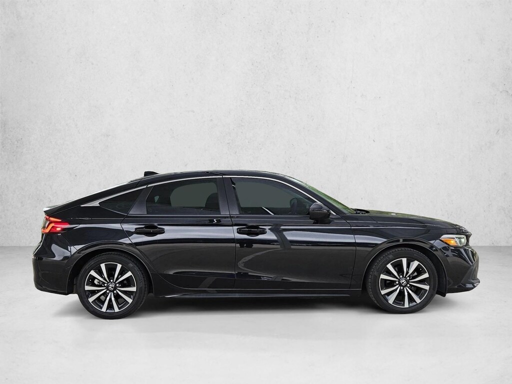 Used 2023 Honda Civic EX-L 4dr Car