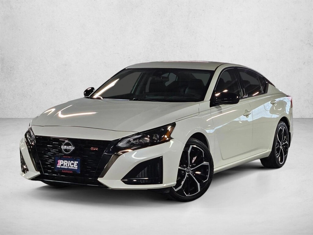 Used 2025 Nissan Altima SR 4dr Car